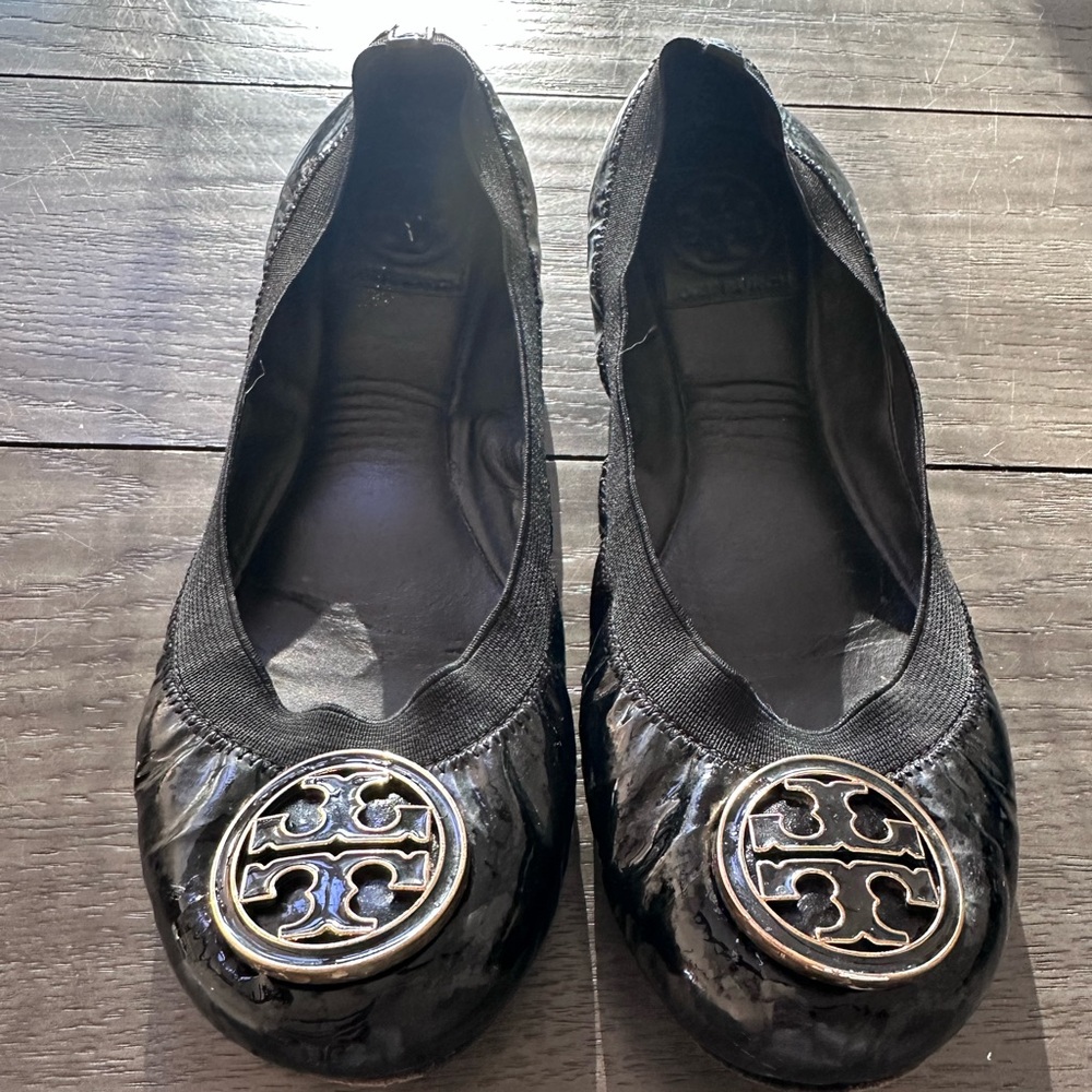 Tory Burch Shiny Black Flats with Gold Logo